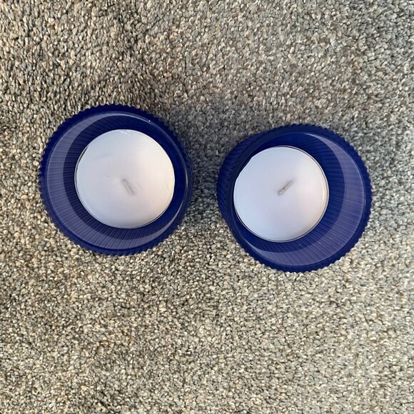 Set of two royal blue glass candle holders - Picture 3 of 3